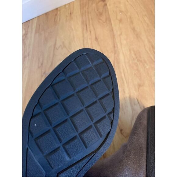 Brown Michael Kors boots size 7.5